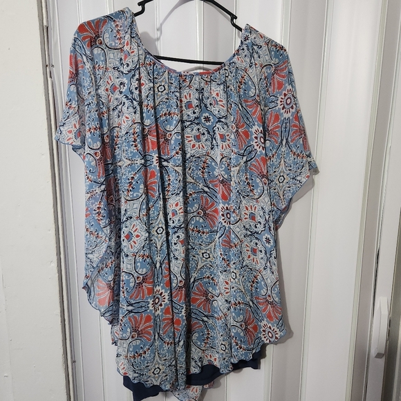Cato Asymmetrical Blue and Red Sleeveless Blouse - Picture 2 of 4